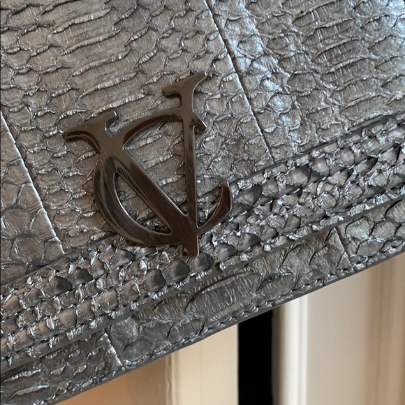 Vince Camuto Signature NWT Gunmetal Python Bag - Picture 4 of 8